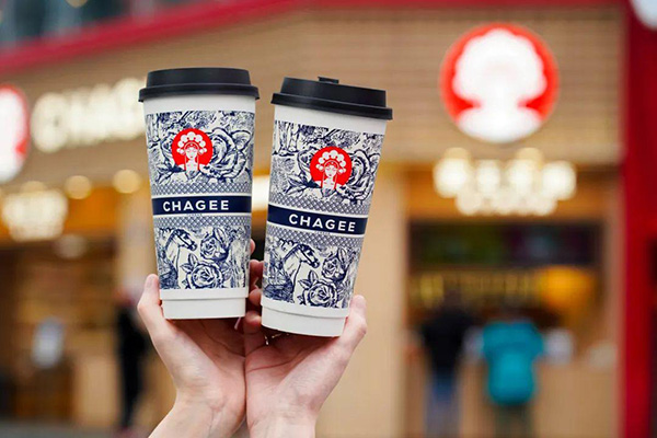 加盟霸王茶姬，享受系统支持与优质产品，轻松踏上创业之旅